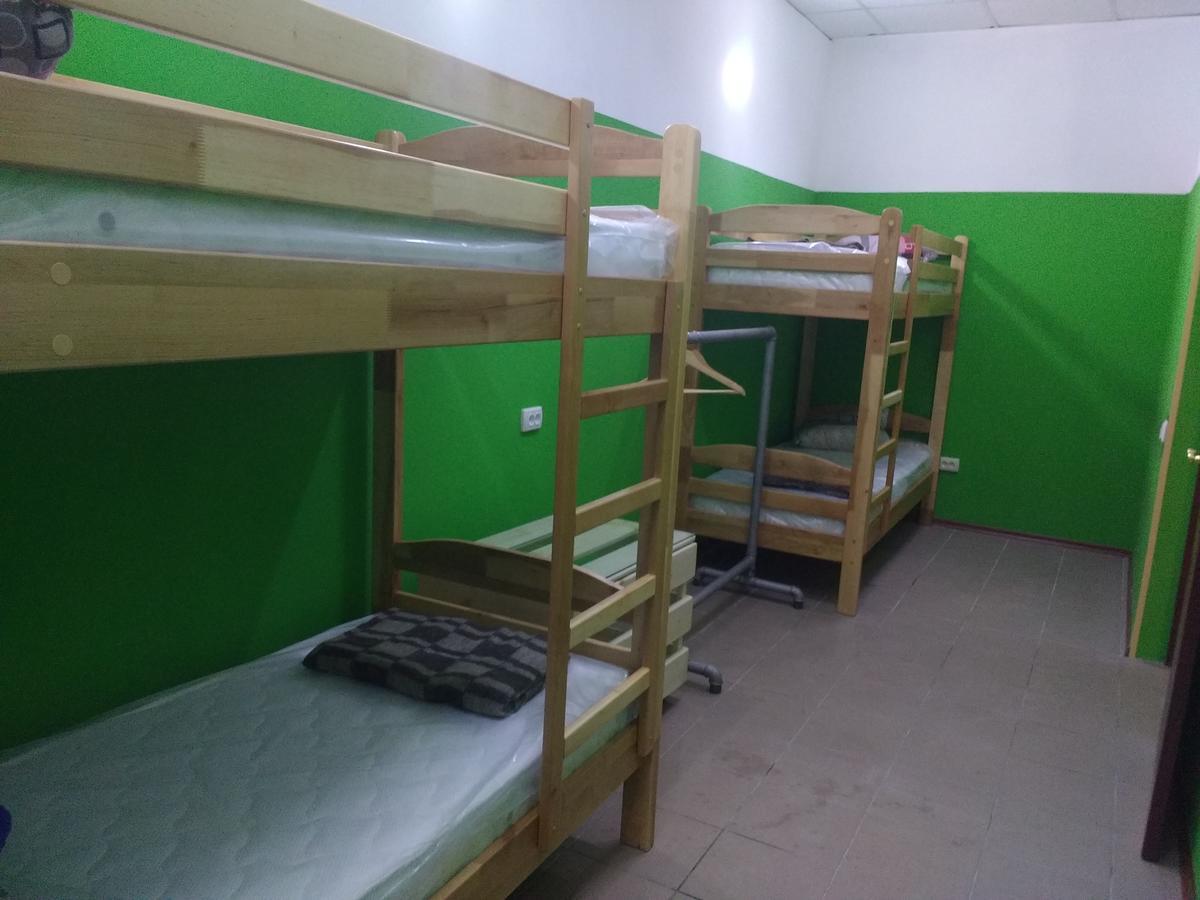 Yourhostel Дорогожичи Kiev Exteriör bild