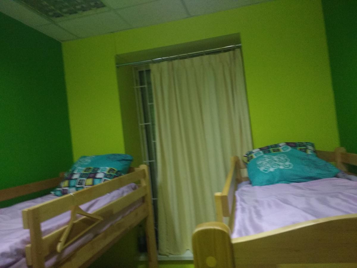 Yourhostel Дорогожичи Kiev Exteriör bild