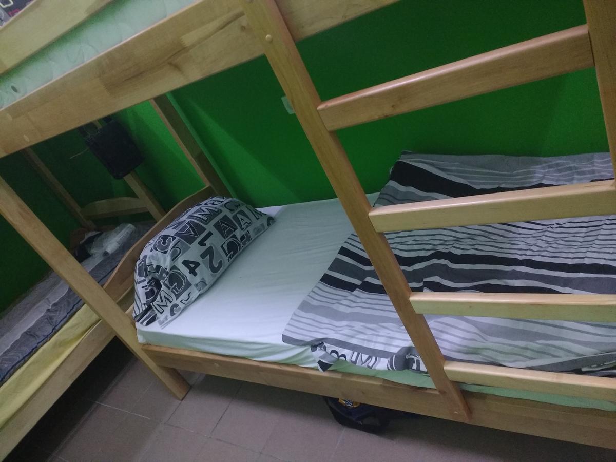 Yourhostel Дорогожичи Kiev Exteriör bild