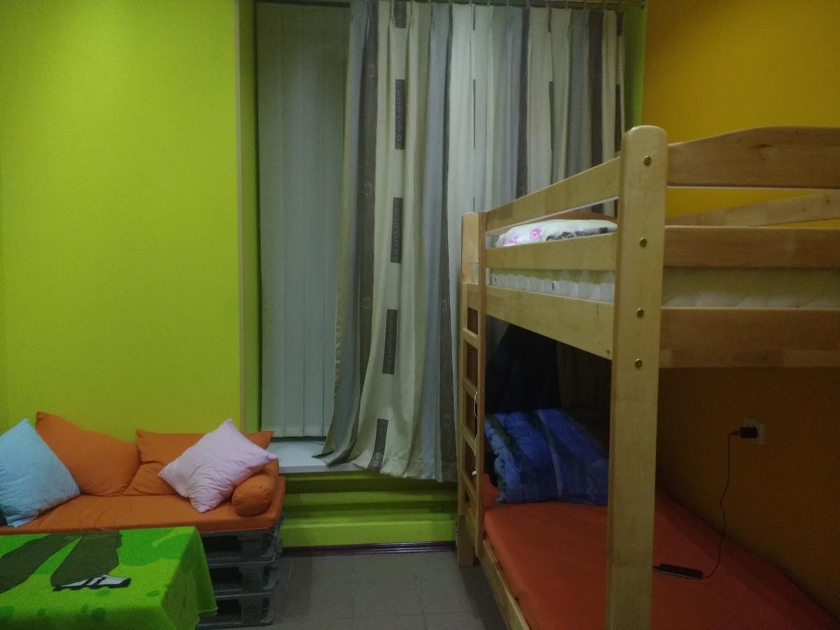 Yourhostel Дорогожичи Kiev Exteriör bild