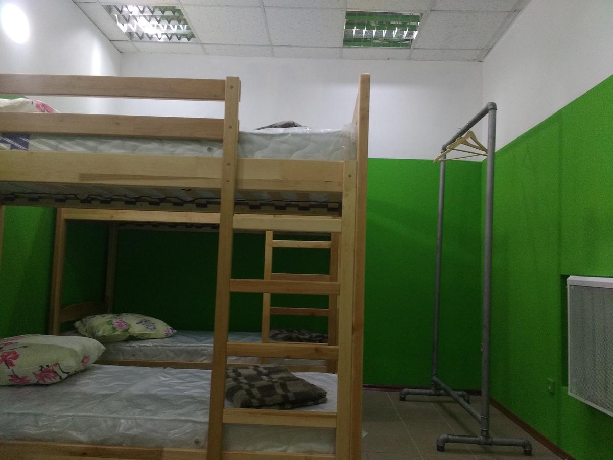 Yourhostel Дорогожичи Kiev Exteriör bild